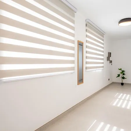 Gorgeous With Side Sea View 2 Apartment St. Paul's Bay